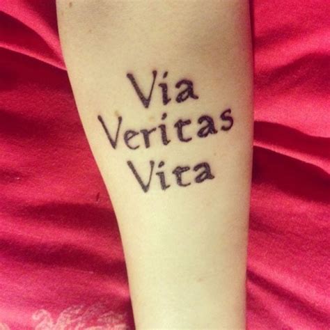 tatuajes frases en latin|75 Tatuajes de frases en LATÍN explicadas .